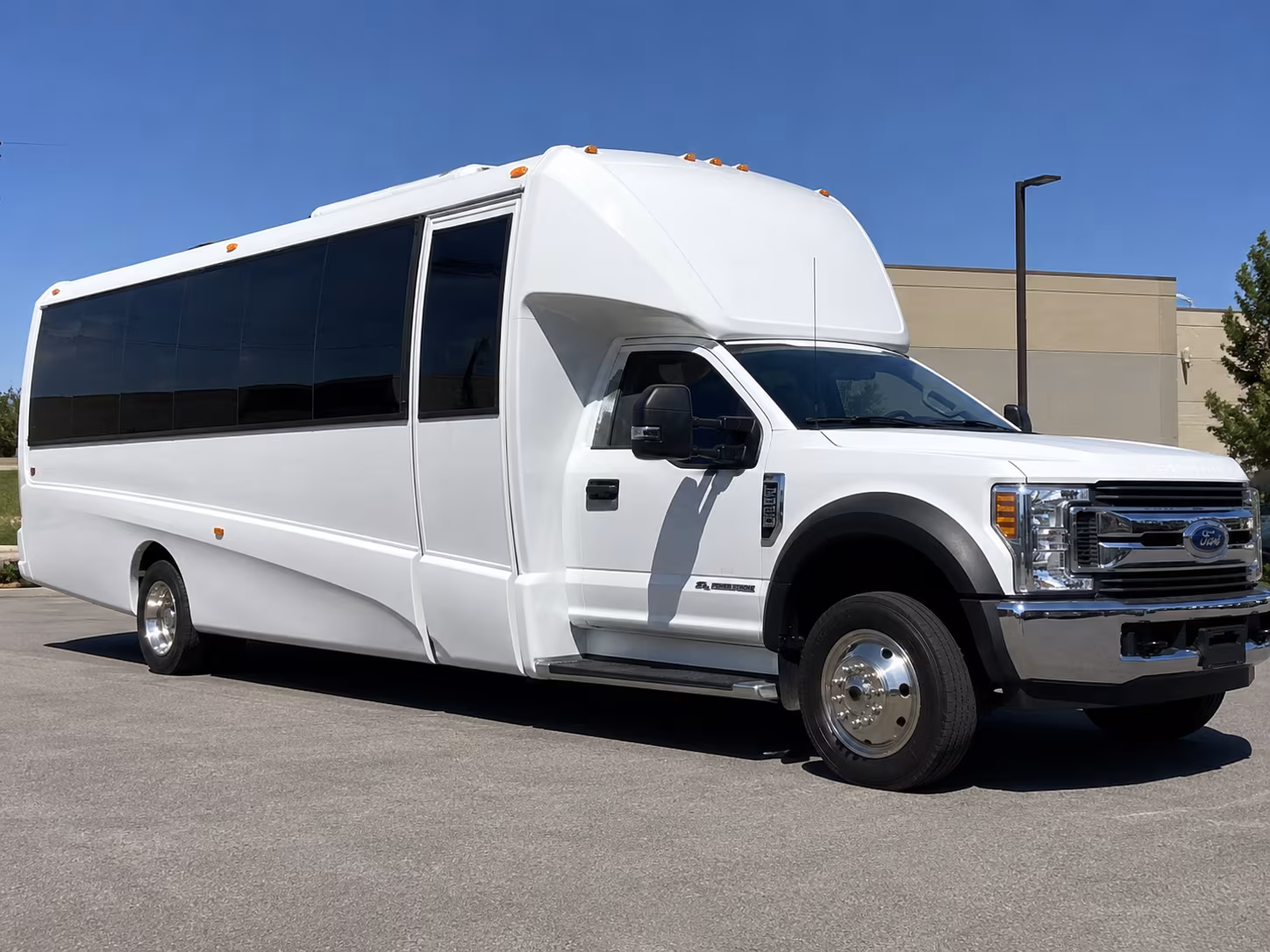 college and university group buses from shawnee