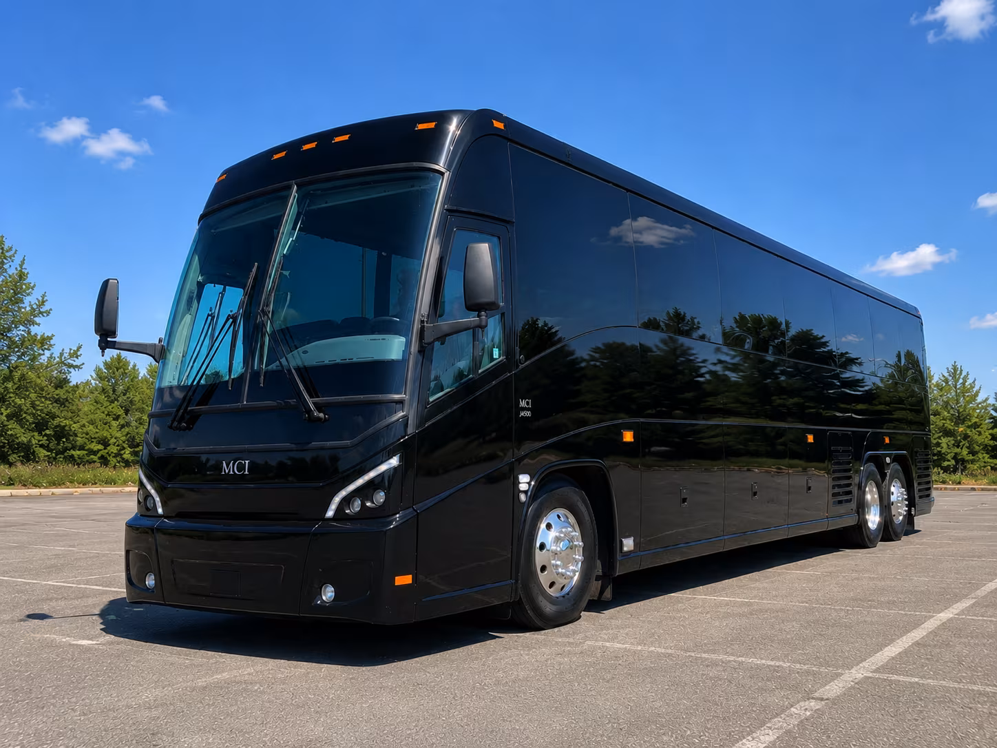 corporate and group charter bus service for long distance travel from shawnee
