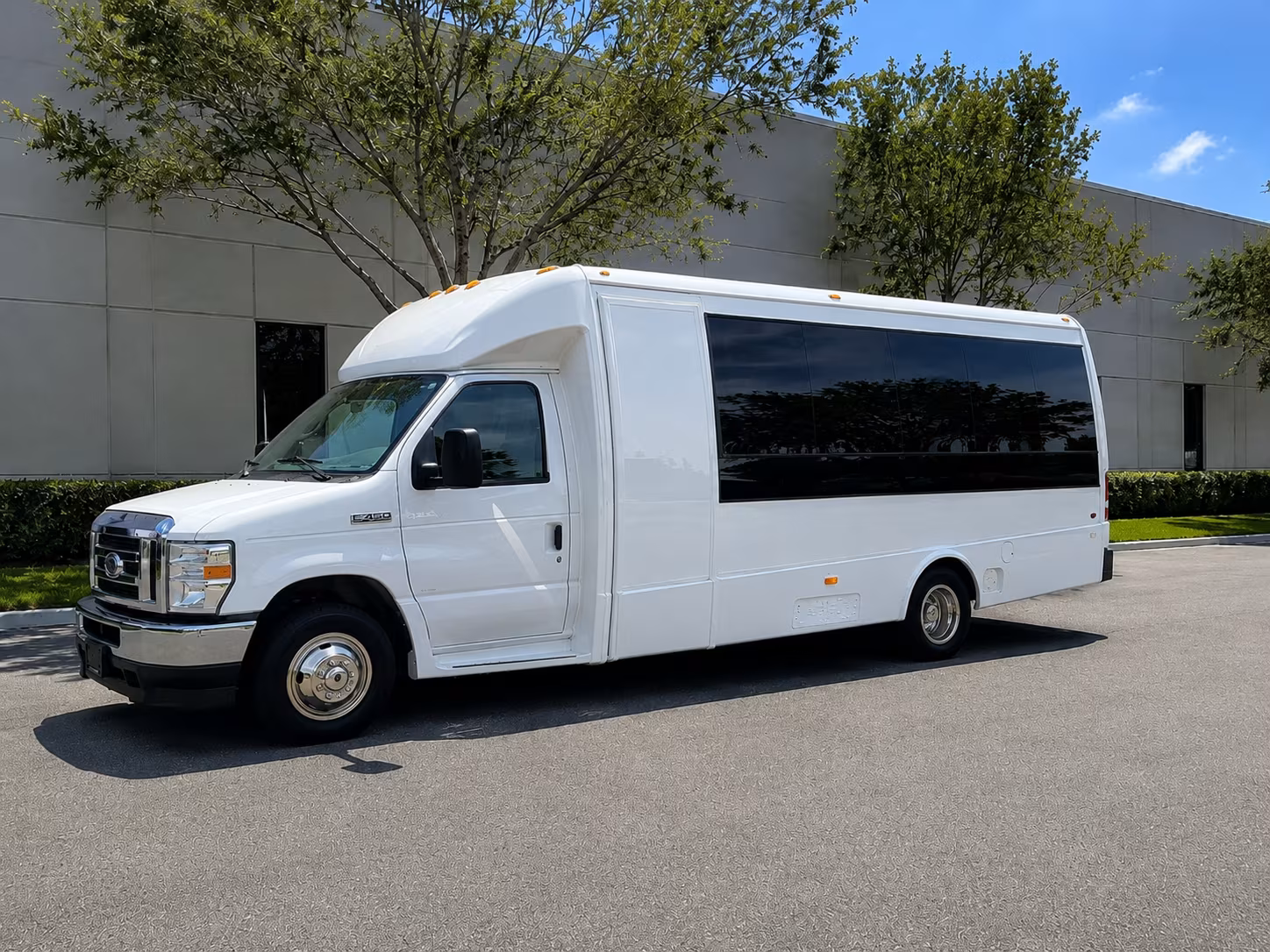 employee shuttle buses for shawnee companies and corporate campuses