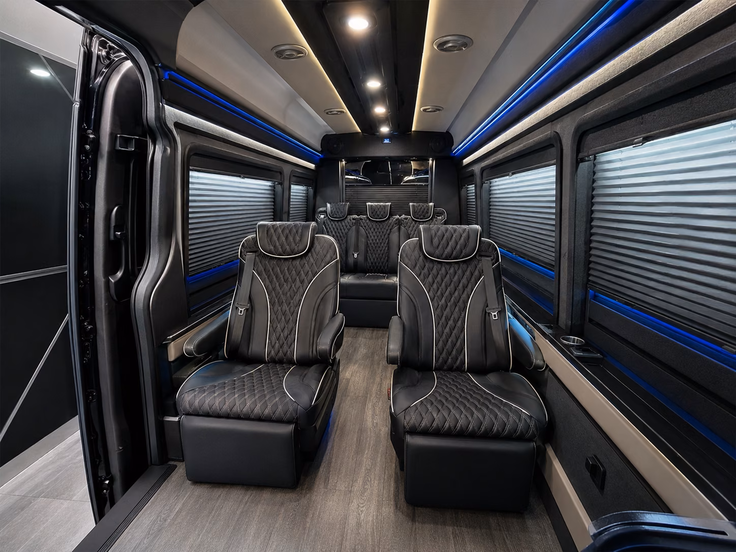 group airport transportation for sports teams traveling through kansas city