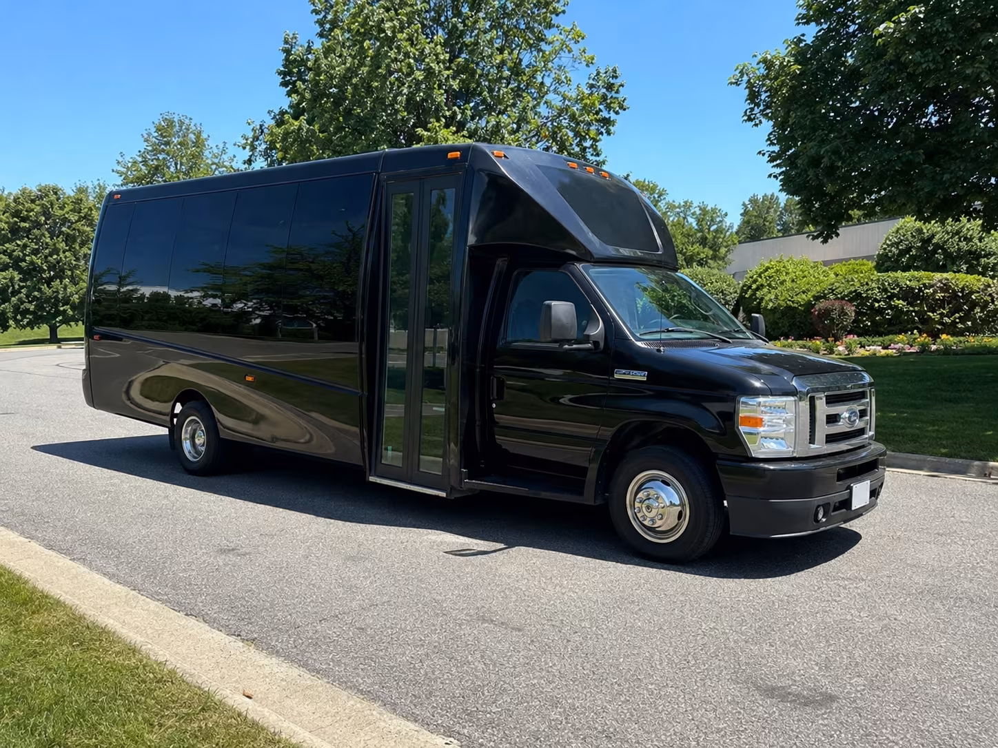 party buses for shawnee bachelorette parties and birthday nights out