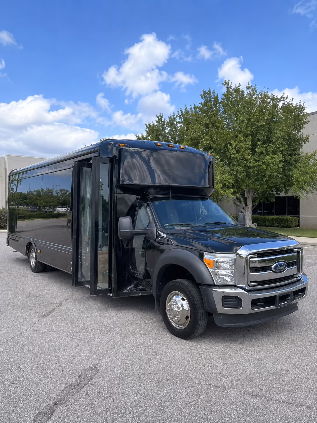shawnee new years eve party bus rental