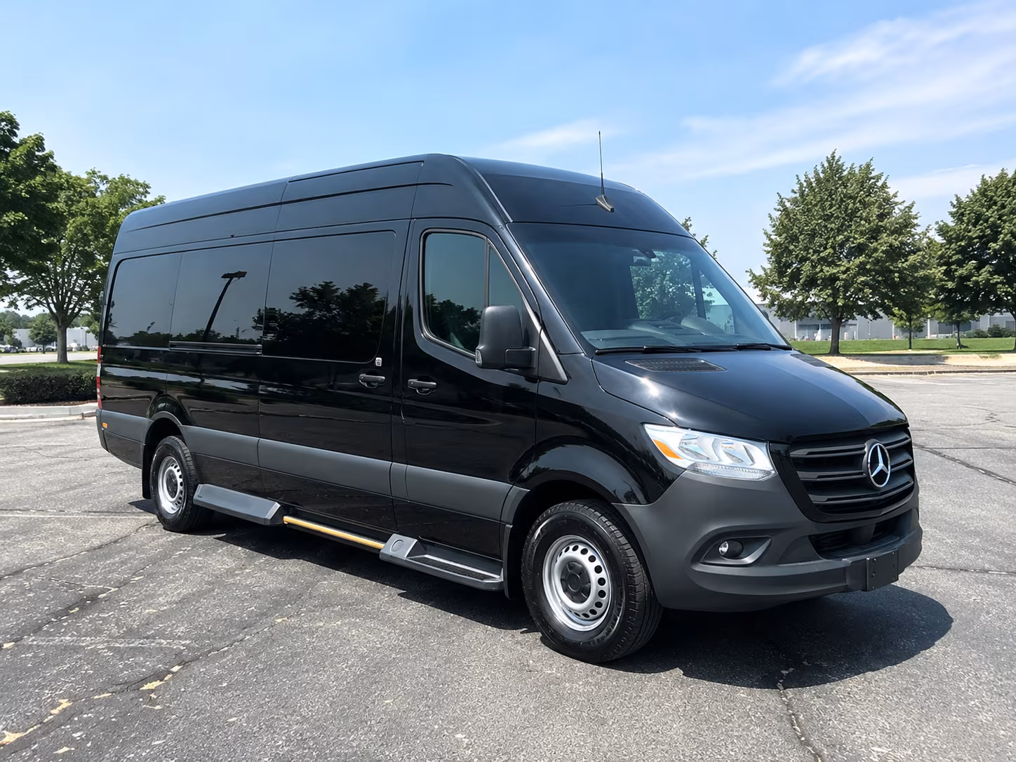 sprinter vans and small buses for shawnee wedding party arrivals